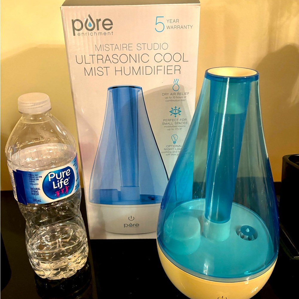 Mistair Studio Ultrasonic Cool Mist Humidifier for small rooms (up to 175 sq ft)